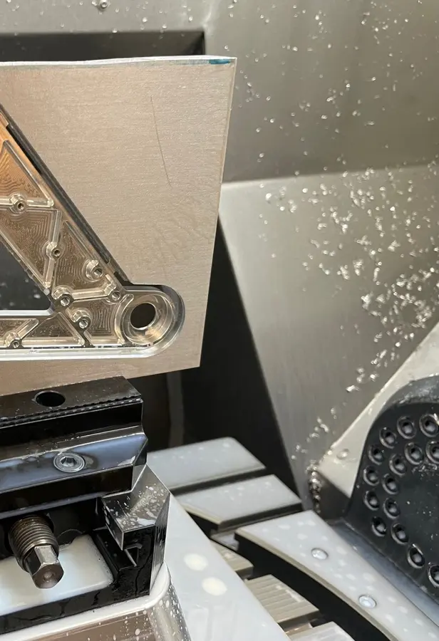 Components — UAV structural part, 5-axis in progress
